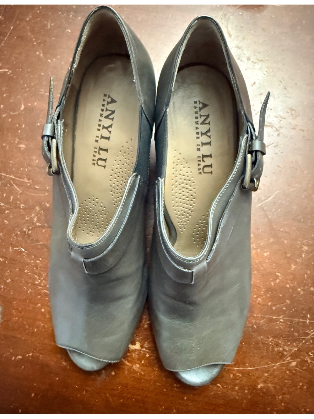 Anyi Lu brown leather made n Italy bootie chelsea 6.5 or 39 open toe wedge